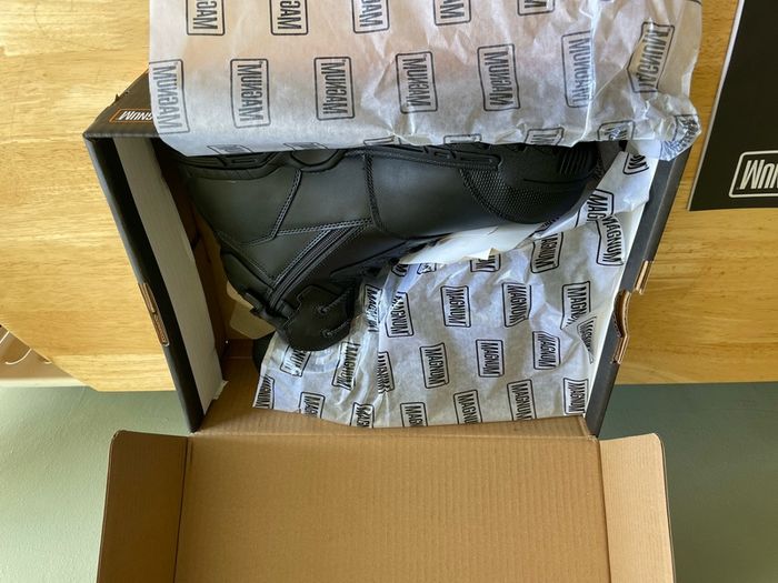 Magnum Safety Boots Size UK10