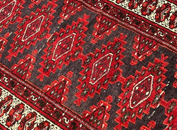 Tukmen Yomud Carpet 270cm x 95cm