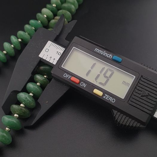 Vintage Tire Shape Jade Beaded Necklace
