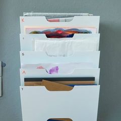 wall rack for magazines or documents