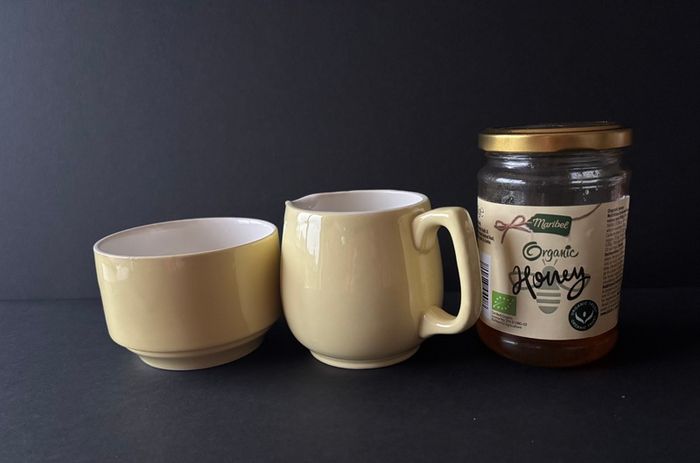 Vintage Carrigaline Yellow Sugar Bowl and Milk Jug