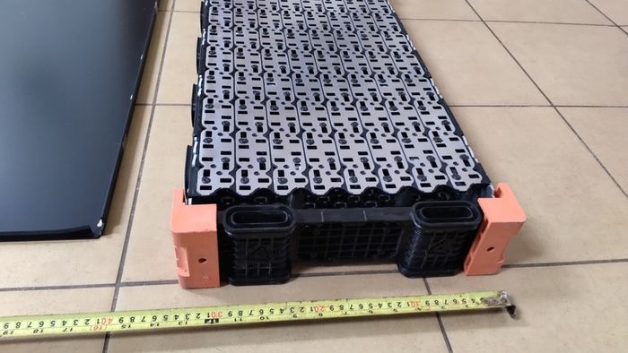 DIY battery boxes, case for 21700 cells, 4 kW capacity