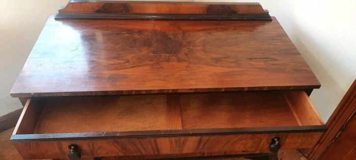 Vintage walnut veneer chest of drawers