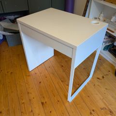 Small office table