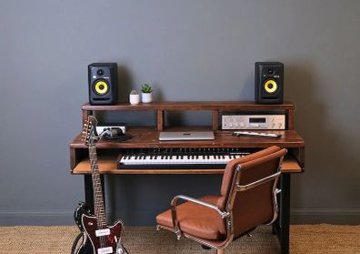 Studio desk with adjustable legs