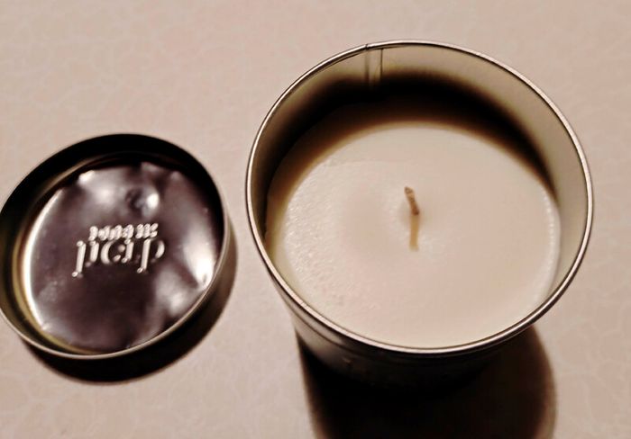 Mistletoe & Wine, Candle In A Tin (brand New).