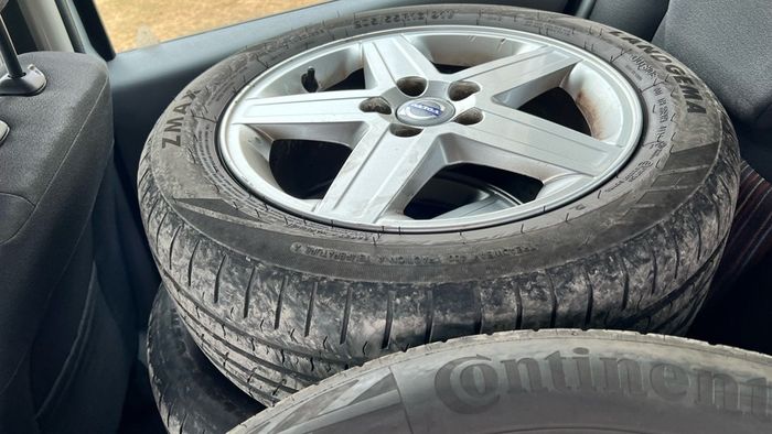 Volvo alloys r16
