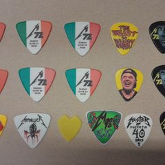 Metallica Dublin gig plectrums guitar pics
