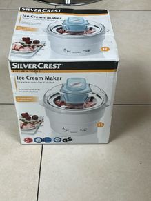 Ice cream maker