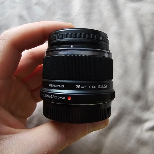 Olympus 25mm F/1.8 Lens