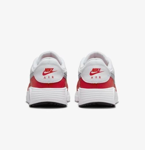 Nike Air Max (Size 10)