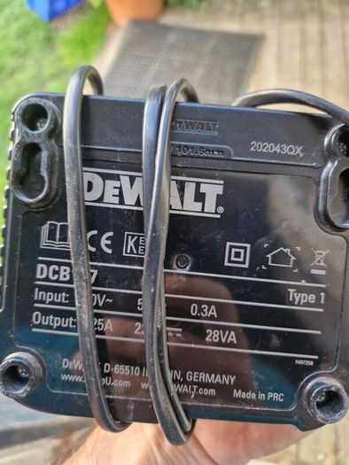 dewalt charger