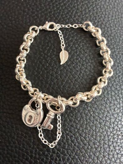 Silver Plated Lock and Key Bracelet