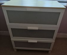 Chest of drawers
