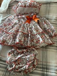 Girls stunning dress , hat , & pants 18/24 mths