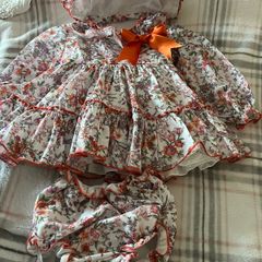Girls stunning dress , hat , & pants 18/24 mths