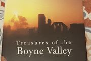 Treasures Of The Boyne Valley by Peter Harbison