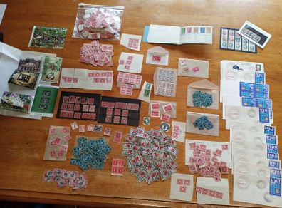 Stamps -  Mixed Collection (USA etc)