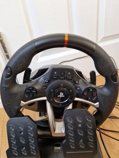 HORI racing wheel for ps4