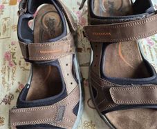 italian leather sandals