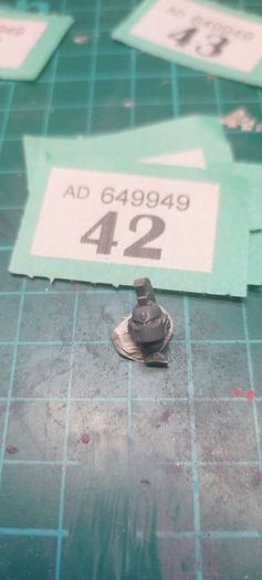 Warhammer 40K space marine heads singles