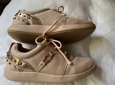 Guess Trainers