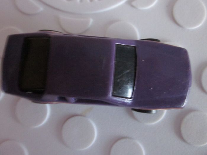 Hot Wheels Chevy Stocker Diecast Car 1999
