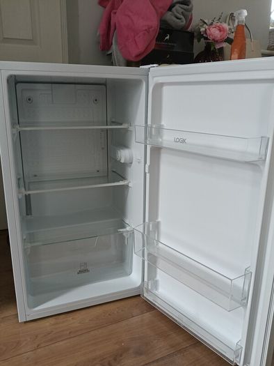fridge