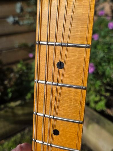 Fender Modern Player Telecaster Plus