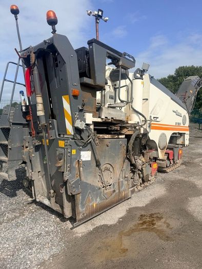 Wirtgen w 100 F