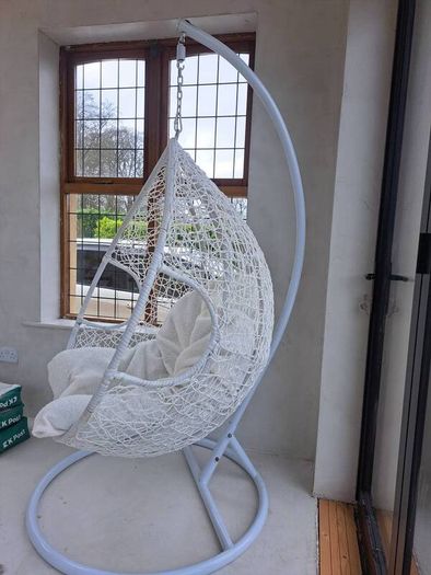 White Boucle Extra Large Egg Chair New