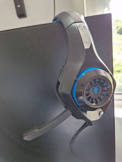 Gaming headset