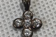 Sterling silver cross pendant