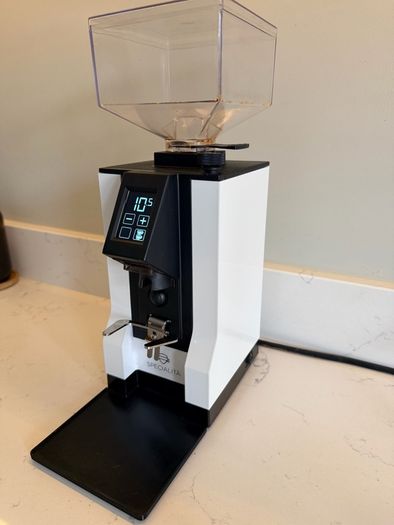 Eureka Mignon Specialita Coffee Grinder