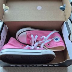 Kids Converse All Stars Pink