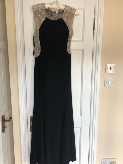 Stunning Black/Silver evening/cocktail Dress
