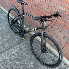 Giant Escape Hybrid Bike