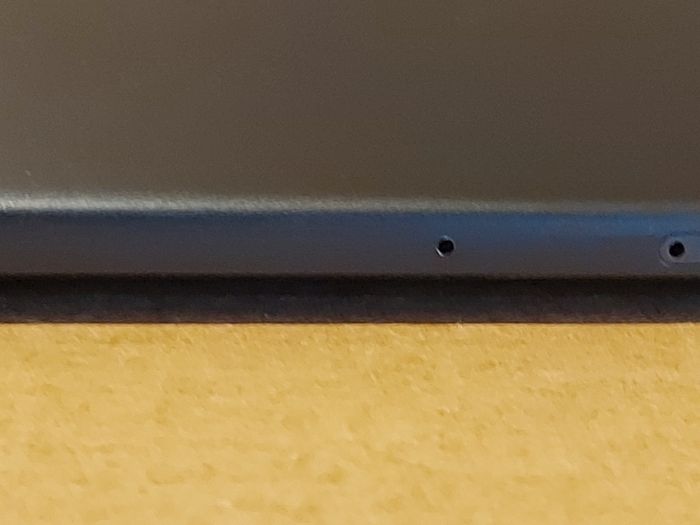 Samsung Galaxy Tab S5e. SM-T720, Crack on screen, Not powering on, for parts or repair