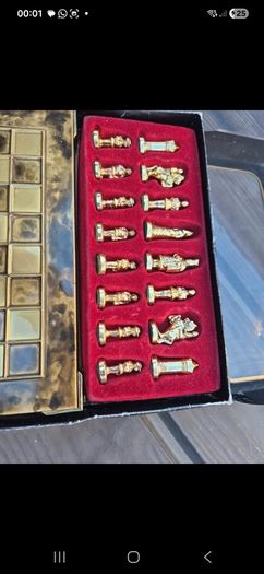 Manopoulos Greek Roman Period metal chess set