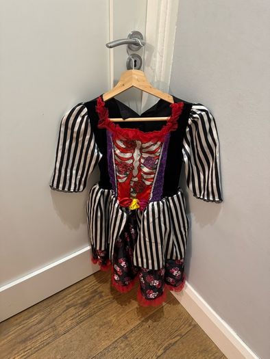 skeleton girl Halloween costume