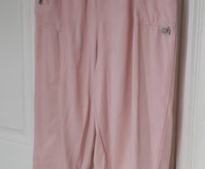 Ladies crop leg trousers