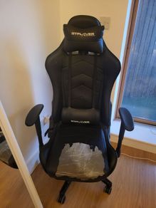 Desk chair
