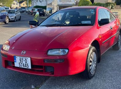 Mazda 323f