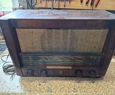 Vintage Philips radio