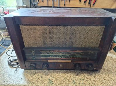 Vintage Philips radio