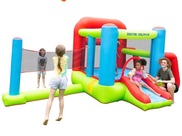 Bouncy castles, slides, sw/pool