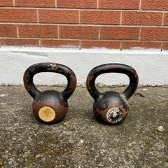 8kg Kettlebells
