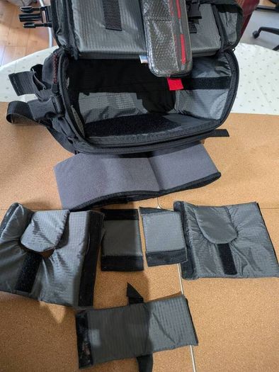 camera gadget bag