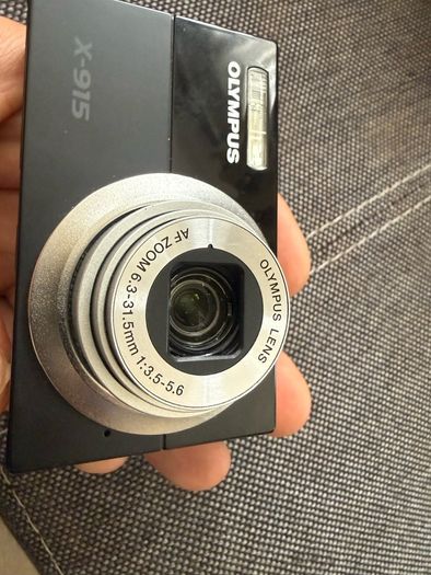 Digital camera Olympus X-915
