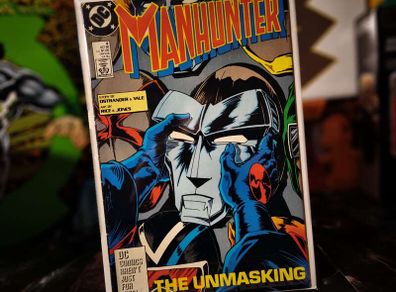 Manhunter ! Issue #4 ! The Unmasking ! Copper Age Comic from 1988 ! by DC Comics !